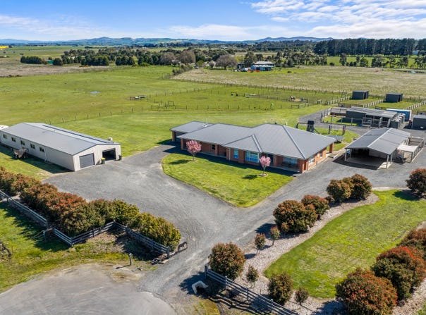 62 Wiggins Road, Mitchell Park, Vic 3355