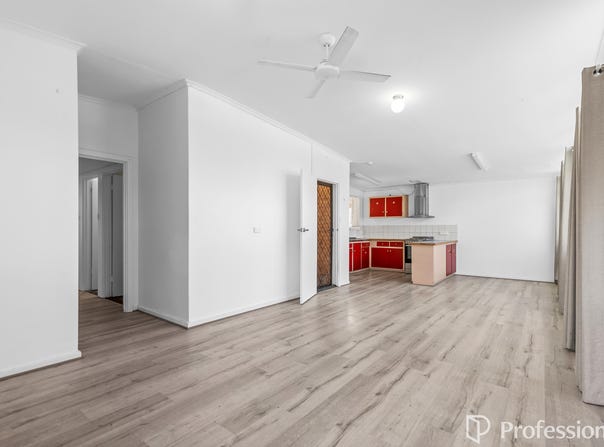 19 Counter Road, Elizabeth Downs, SA 5113