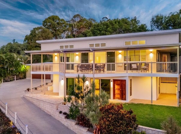 5 Goldsands Court, Agnes Water, Qld 4677