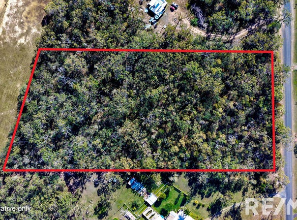 29 Marina Drive, Pacific Haven, Qld 4659