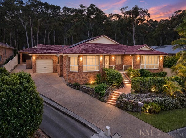 23 Cassegrain Close, Eleebana, NSW 2282