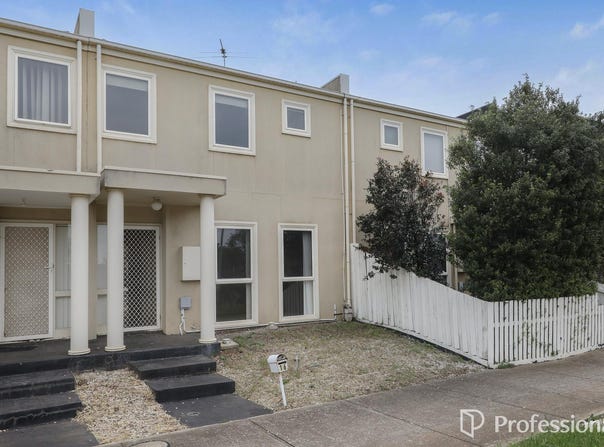 16 Tute Lane, Melton West, Vic 3337
