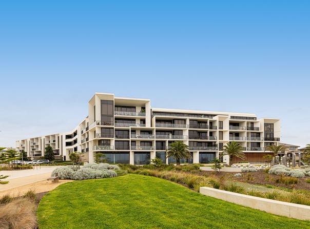 212/33 Quay Boulevard, Werribee South, Vic 3030