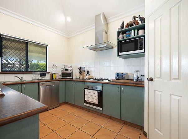 60 Radley Drive, Baynton, WA 6714