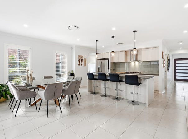13 Squadron Street, Jordan Springs, NSW 2747