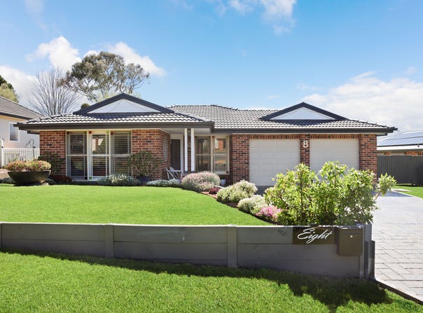 8 Glenrowan Grove, Bowral, NSW 2576