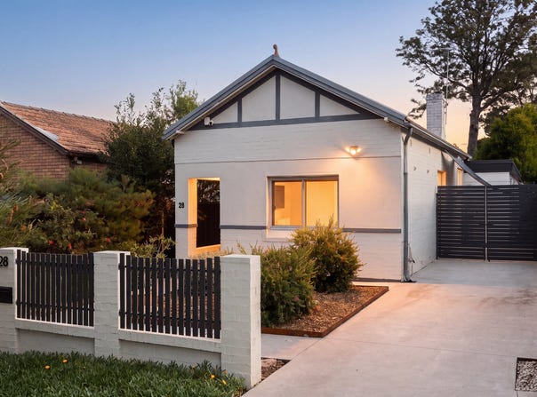 28 Benaroon Road, Lakemba, NSW 2195