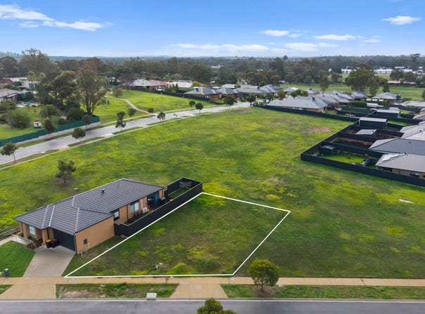35 Delma Crescent, Seymour, Vic 3660