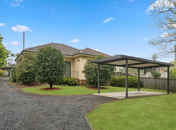 5 & 5a Kuring-Gai Chase Road, Mount Colah, NSW 2079
