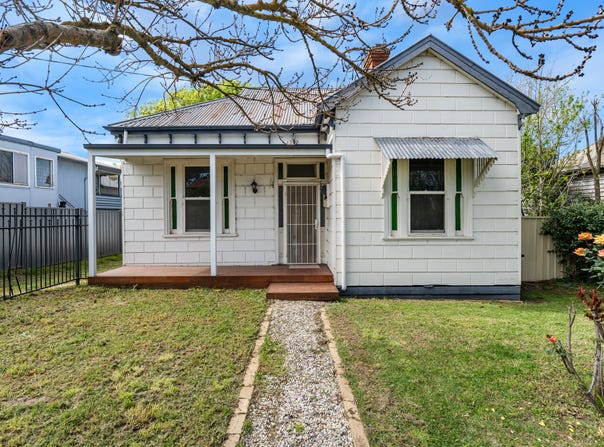 54 Oak Street, Seymour, Vic 3660