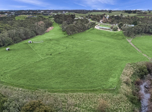 102 Merri View Road, Woodford, Vic 3281