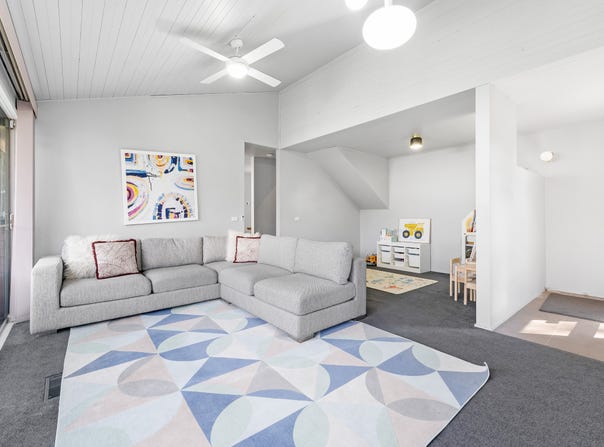 43 Yorkminster Avenue, Wantirna, Vic 3152