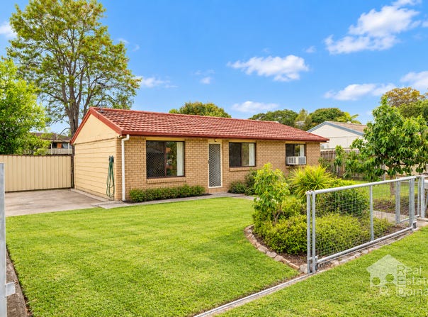 17 Stewart Street, Marsden, Qld 4132