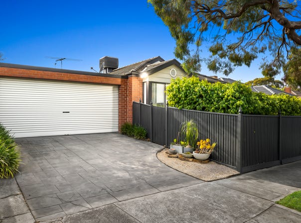 1/13 Cromwell Street, Burwood, Vic 3125