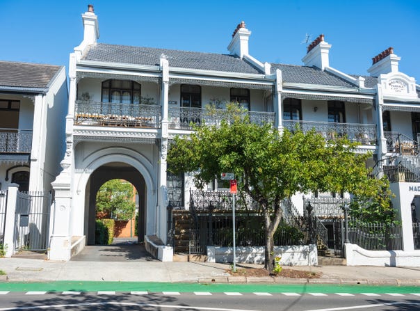 2/272 Bridge Road, Forest Lodge, NSW 2037
