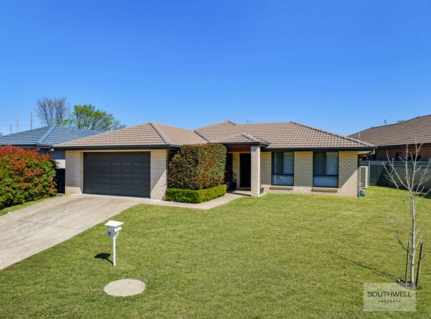 79 The Heights, Tamworth, NSW 2340