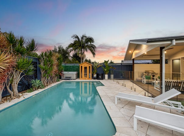 137 Australia Avenue, Umina Beach, NSW 2257