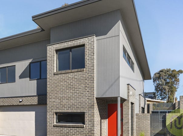 1,2,3 & 4/11 Gilmore Place, Queanbeyan, NSW 2620