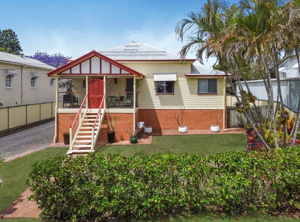 14 Walsh Street, Newtown, Qld 4305