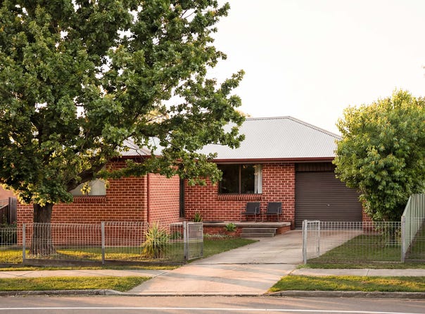 84 Eton Road, Cambridge Park, NSW 2747