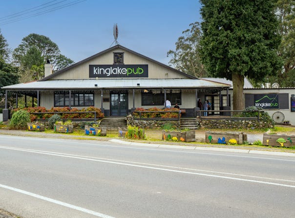 Kinglake Pub, 28 Whittlesea-Kinglake Road, Kinglake, Vic 3763