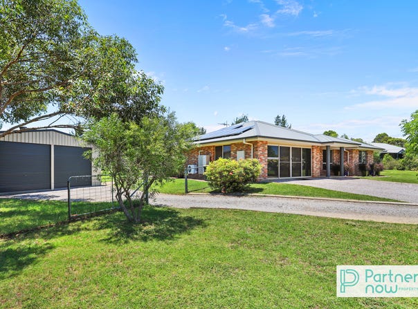 18 Whiporie Close, Moore Creek, NSW 2340