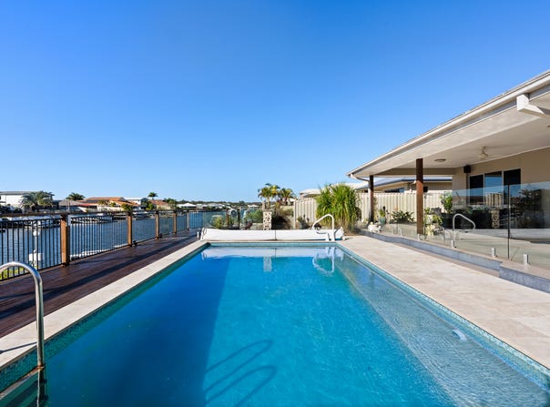 24 Barklya Crescent, Bongaree, Qld 4507