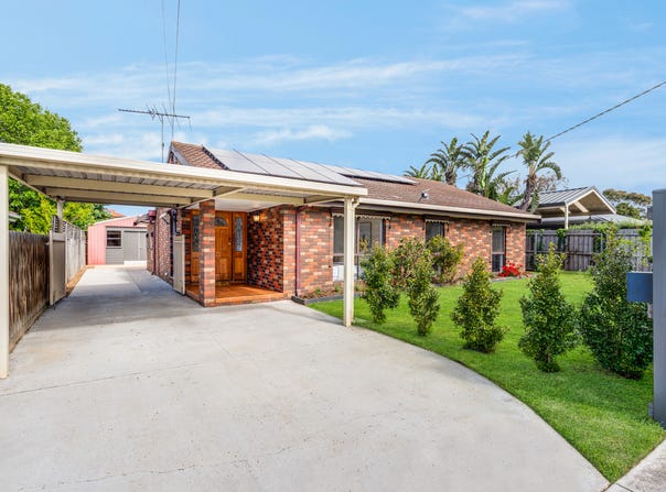 17 Oberon Drive, Belmont, Vic 3216