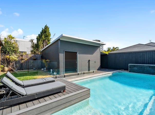 4 Benetti Crescent, Hope Island, Qld 4212