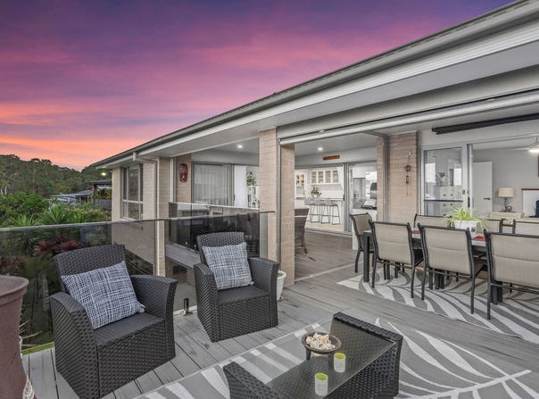 28 Torquay Circuit, Red Head, NSW 2430