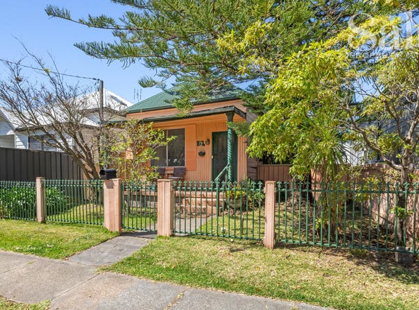19 Coorumbung Road, Broadmeadow, NSW 2292