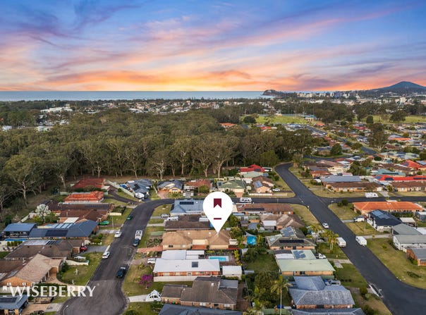 2/8 Constable Place, Tuncurry, NSW 2428