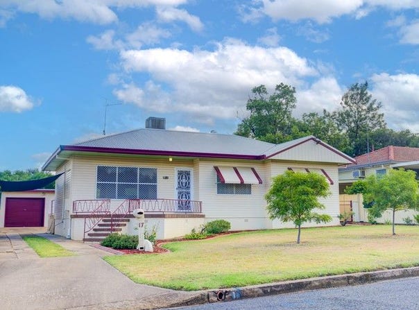 17 Holland Street, Tamworth, NSW 2340