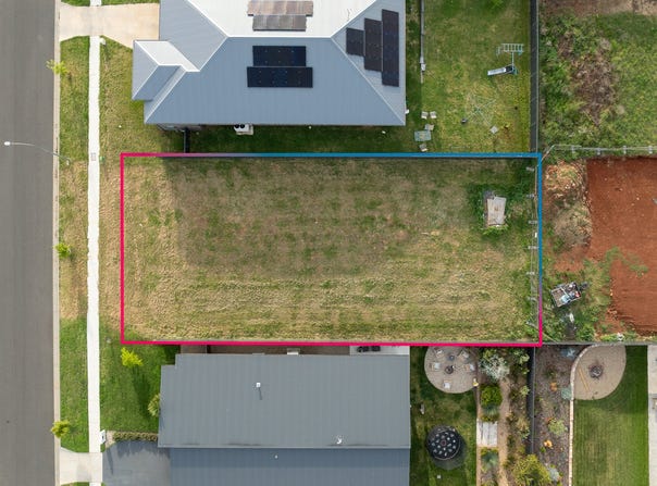 17 Roseteague Way, Orange, NSW 2800