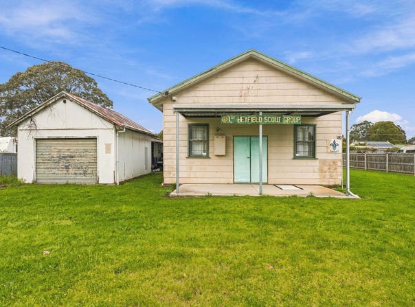 36 Bruce Street, Heyfield, Vic 3858
