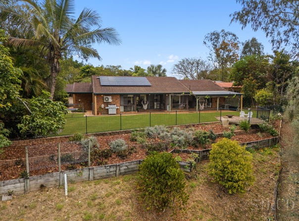 40 Islandview Street, Barellan Point, Qld 4306