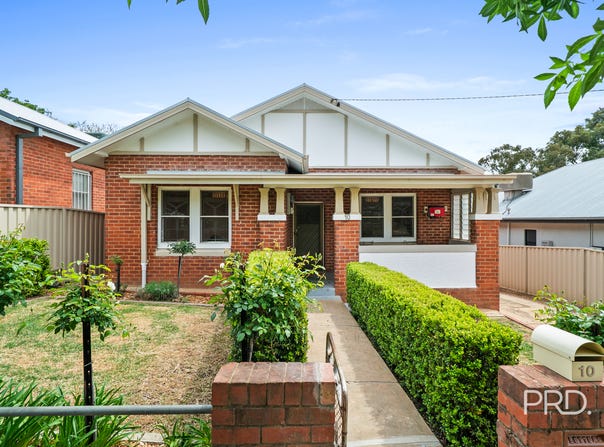 10 Young Street, Turvey Park, NSW 2650