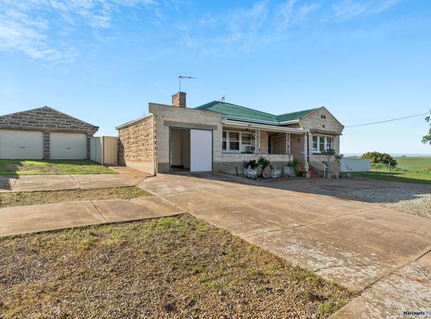 11 Malcolm Street, Hamley Bridge, SA 5401