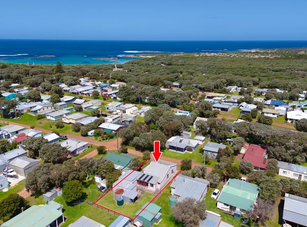 17 Third Avenue, Peaceful Bay, WA 6333