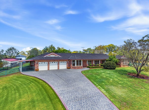 5-6 Saladillo Grove, Wallacia, NSW 2745