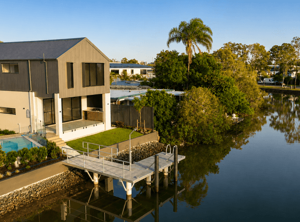 2/13 Perry Place, Biggera Waters, Qld 4216
