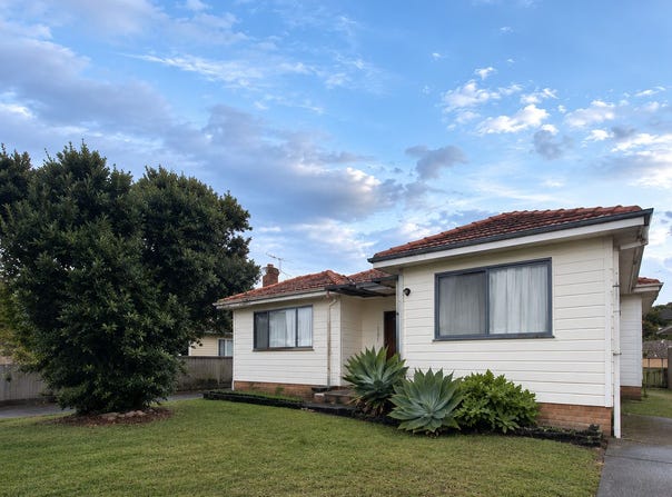 59B Mckail Street, Orana, WA 6330
