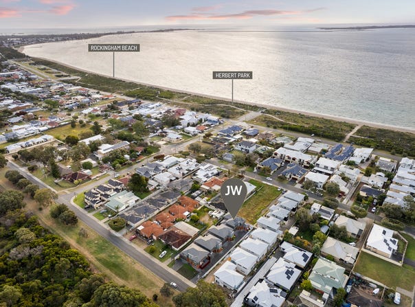 120D Lewington Street, Rockingham, WA 6168