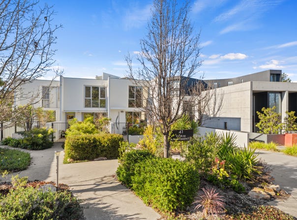 16/41 Hampton Circuit, Yarralumla, ACT 2600