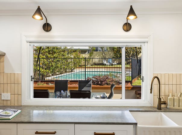 16 Risley Road, Figtree, NSW 2525