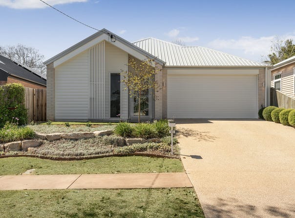 53 Geoffrey Street, Mount Lofty, Qld 4350