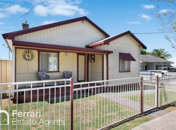 326 Peisley Street, Orange, NSW 2800