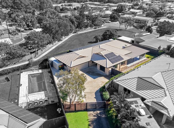 55 Turrum Street, Scarness, Qld 4655