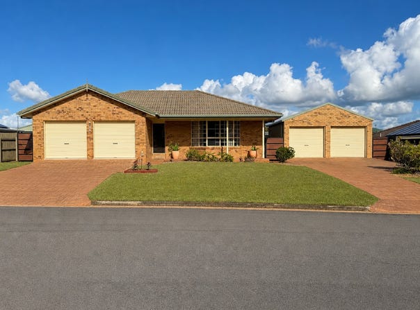 17 Westview Terrace, Avoca, Qld 4670