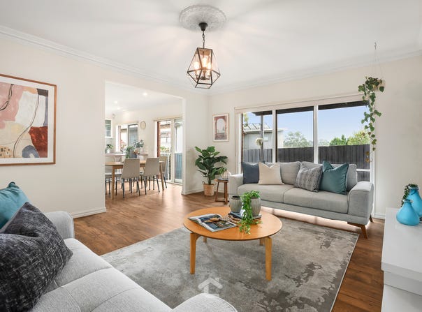 2/39 Deep Creek Road, Mitcham, Vic 3132